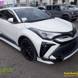 TOYOTA C-HR  G MODE NERO ( HYBRID ) YEAR : 2020 C.C : 1800 cc COLOR : PEARL  GRADE : 4.5 MILEAGE :96k