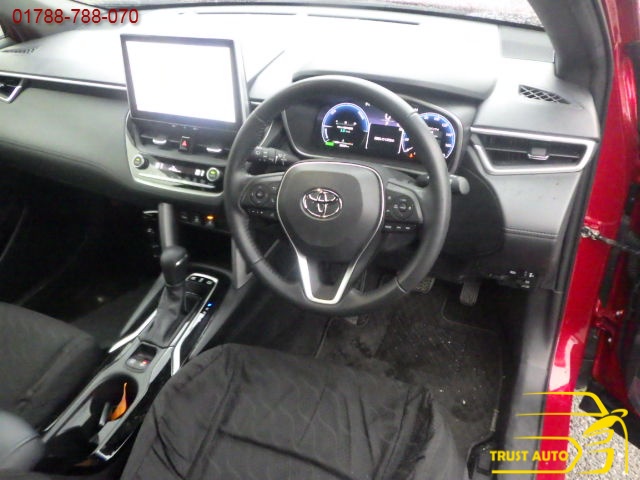 TOYOTA COROLLA CROSS Z LEATHER PACKAGE 2024 WINE RED - Image 12